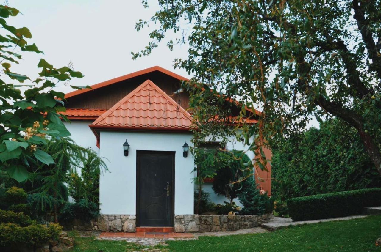 Sadyba Pochayiv Villa Pochaiv Luaran gambar